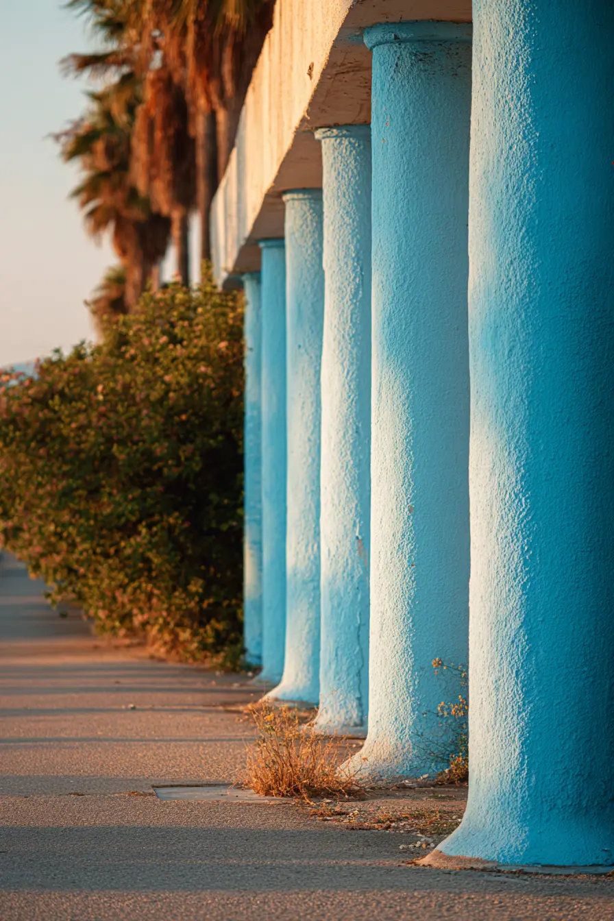 Bright Coastal Pillars with Bold Style